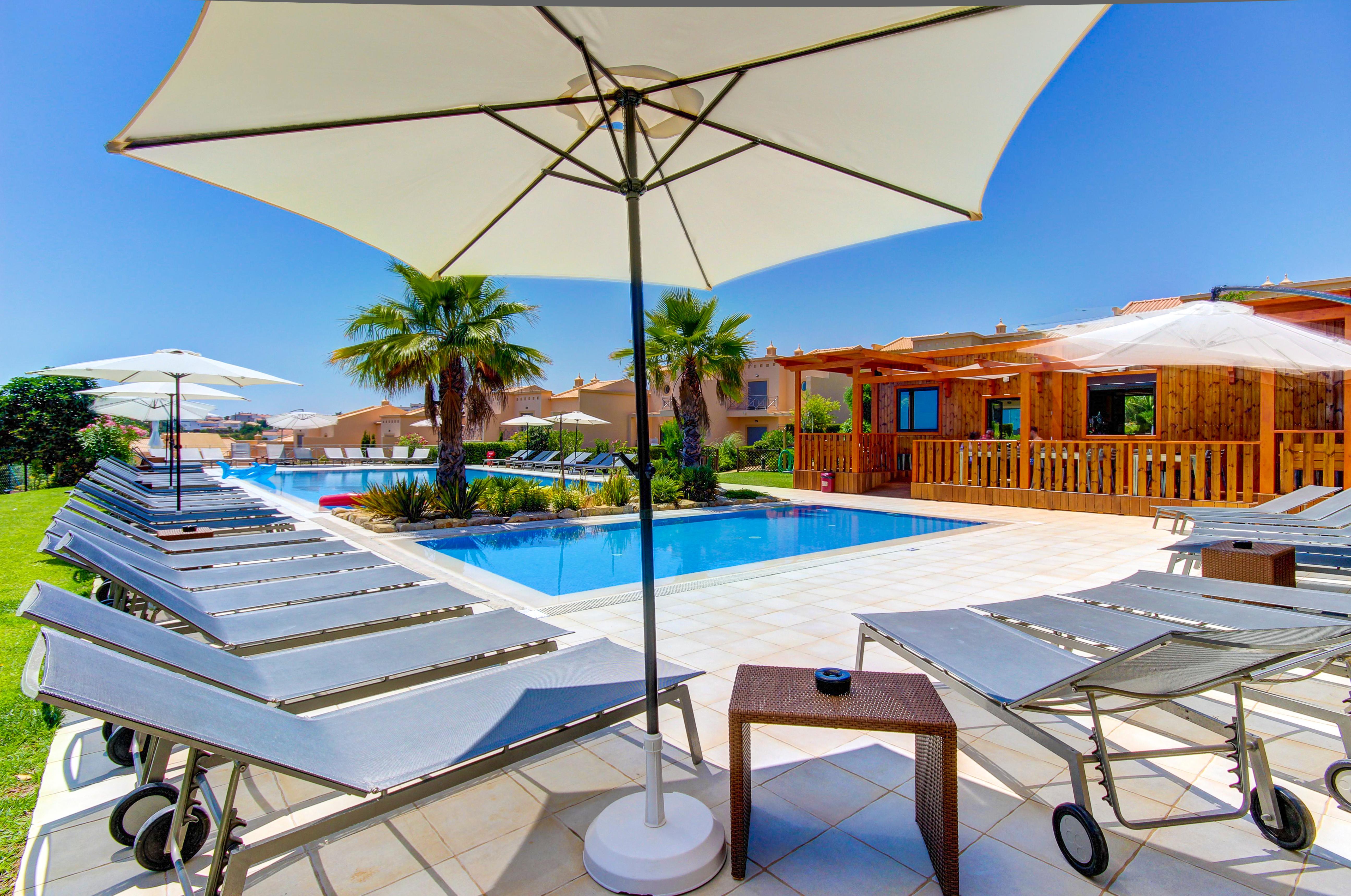 אלבופיירה Pinheiros Da Balaia Villas מראה חיצוני תמונה