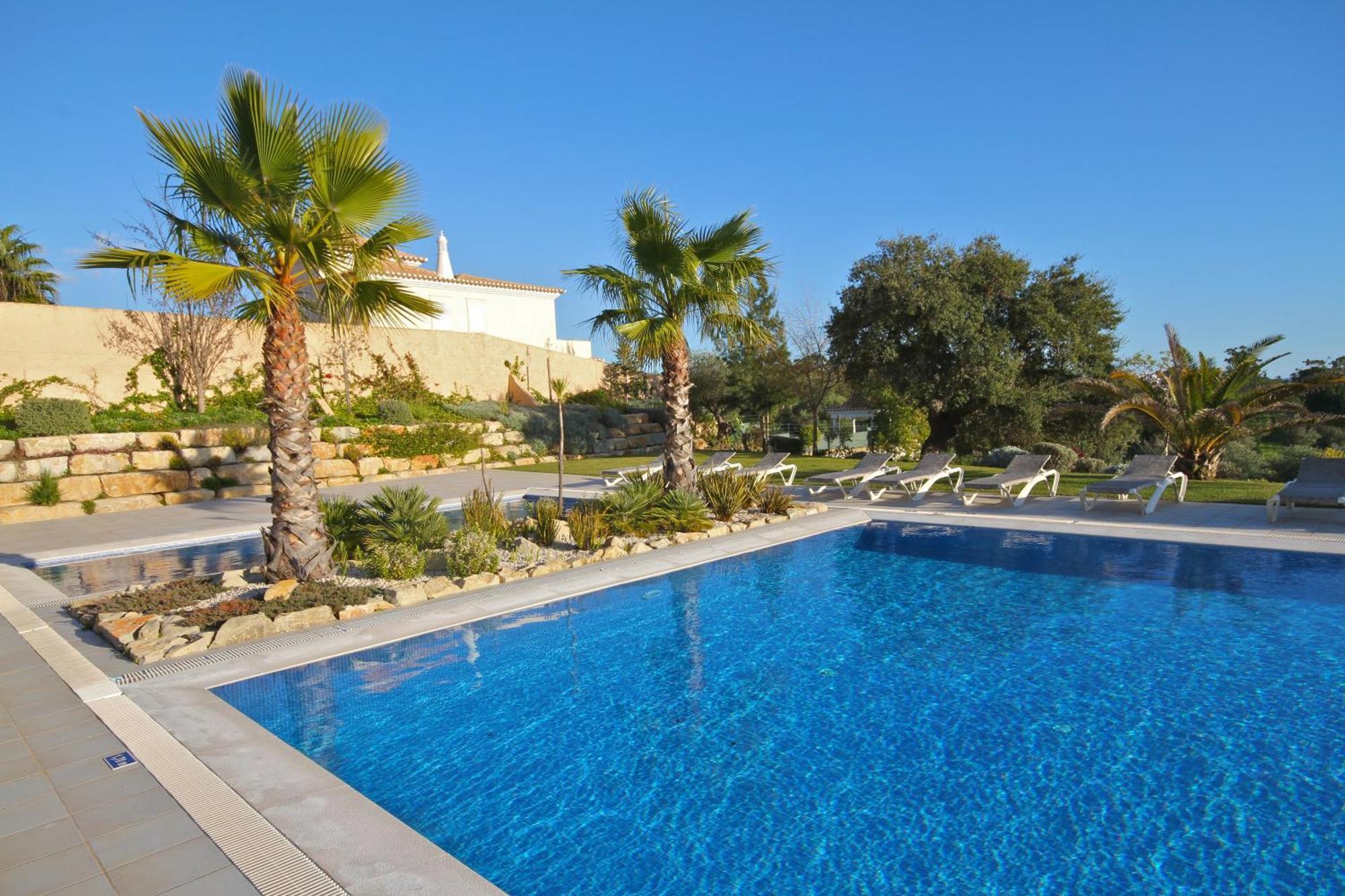 אלבופיירה Pinheiros Da Balaia Villas מראה חיצוני תמונה