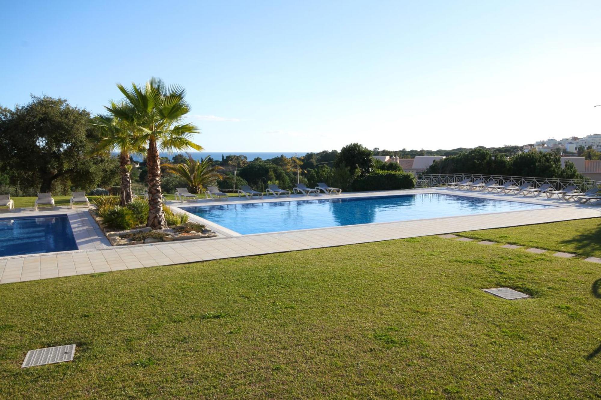 אלבופיירה Pinheiros Da Balaia Villas מראה חיצוני תמונה