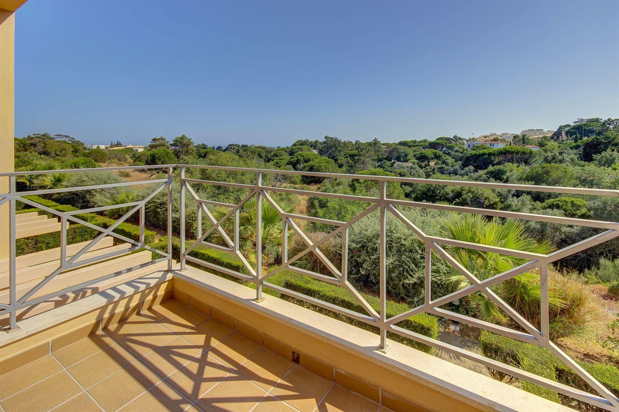 אלבופיירה Pinheiros Da Balaia Villas מראה חיצוני תמונה
