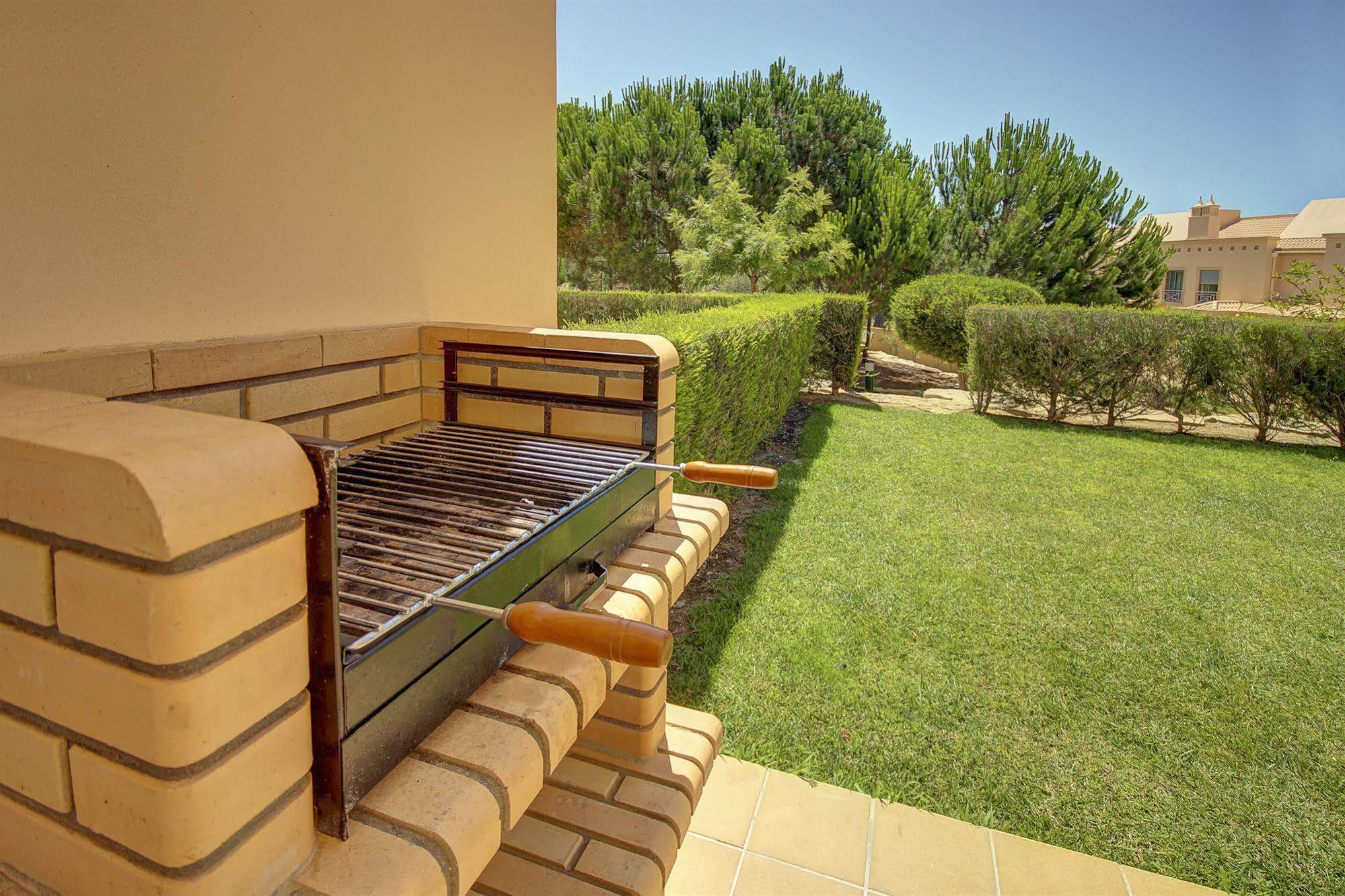 אלבופיירה Pinheiros Da Balaia Villas מראה חיצוני תמונה